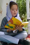 Student reading Pippi Longstocking